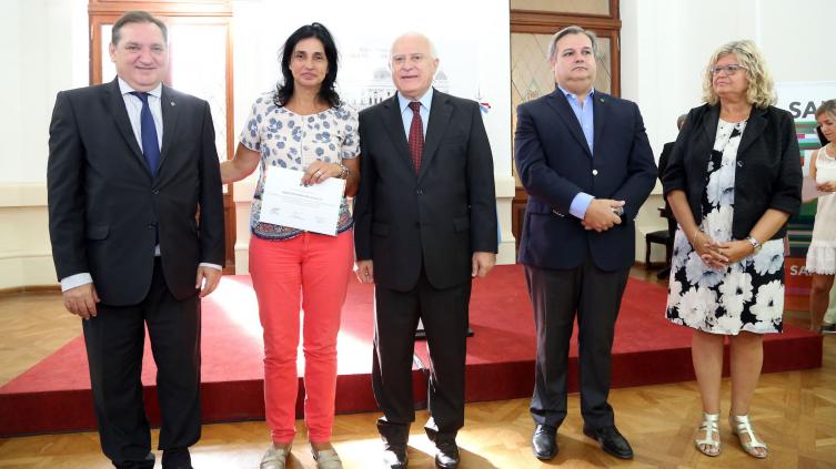 La provincia lanzó cursos gratis para 20 mil santafesinos