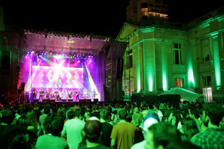 Santa Fe se tiñó de verde para celebrar San Patricio