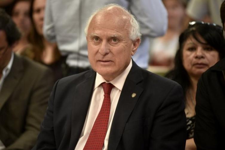 Lifschitz pidió a los docentes que “no tiren de la cuerda” 