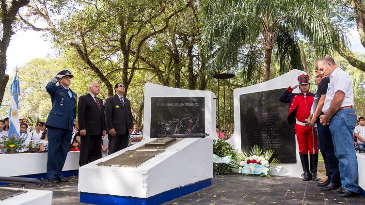 Lifschitz: “Malvinas nos une”  