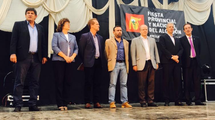 Santa Fe entregó 27 millones para la promoción del algodón 