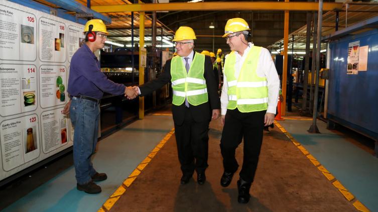 “No hay posibilidad de desarrollo sin industrias”