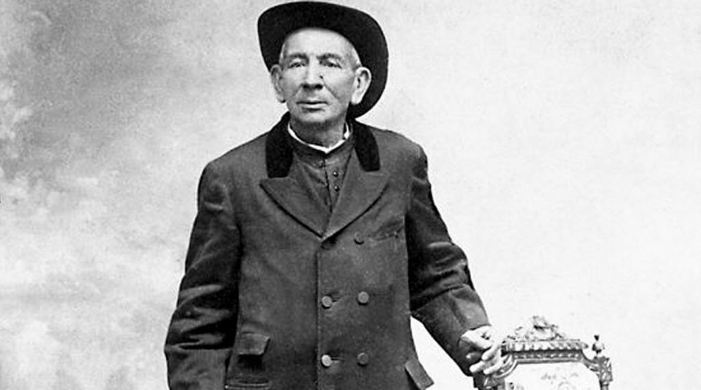 El papa aprobó la canonización del cura Brochero