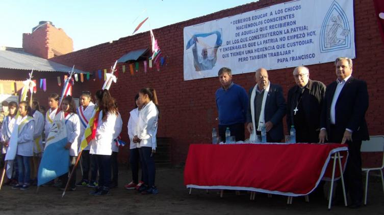 Destinan aportes para ampliar una escuela de Santa Fe