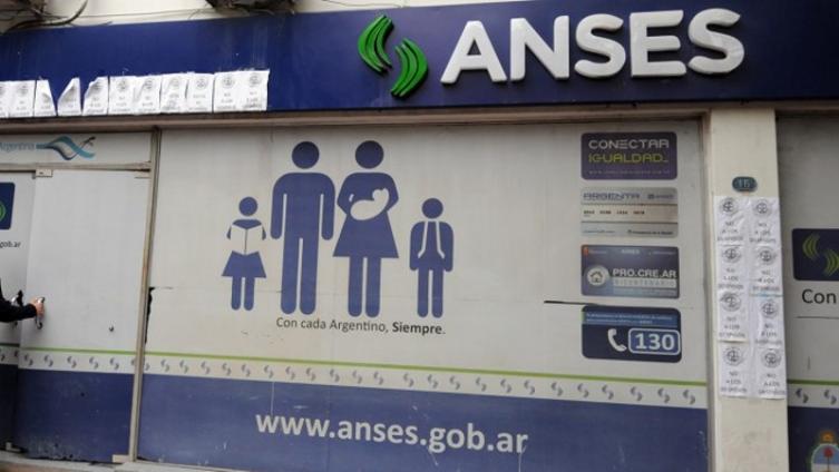 El Gobierno revisará ahora las pensiones por viudez