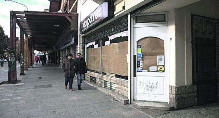Comercios de Bariloche facturan un 33 % menos