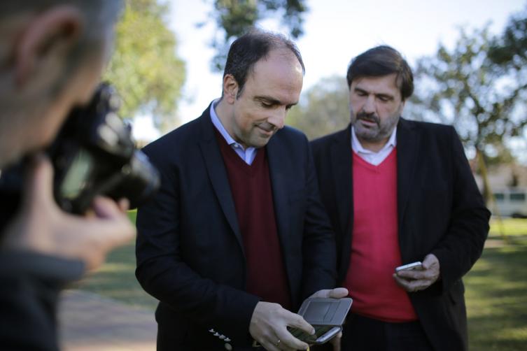 Corral presentó la app Santa Fe Ciudad Móvil