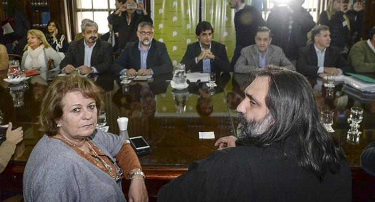 Docentes bonaerenses aceptaron 27,5 % de aumento