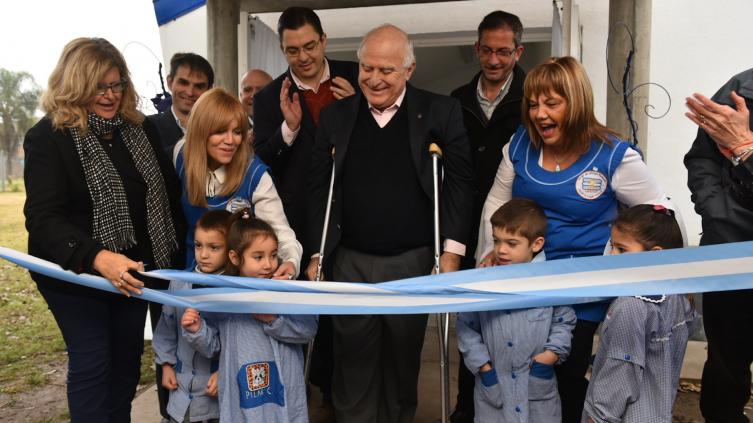 El gobernador inauguró dos nuevos edificios escolares