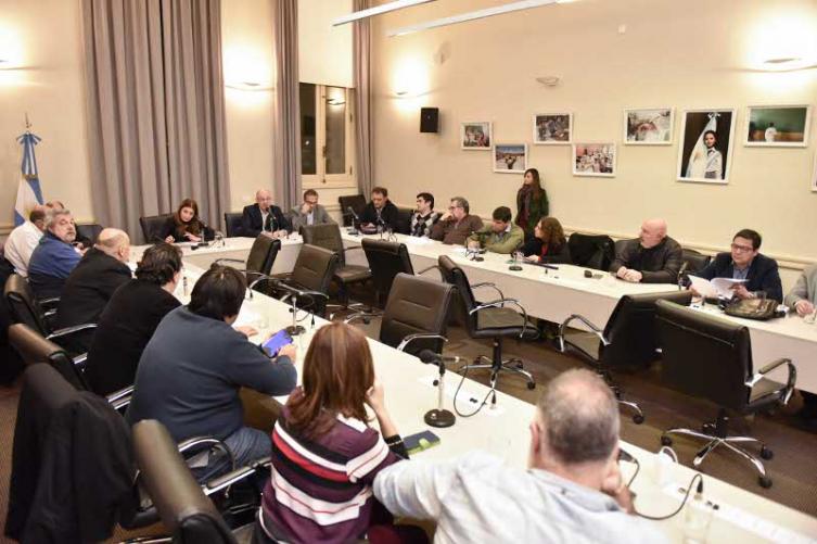 Docentes universitarios acordaron suba salarial