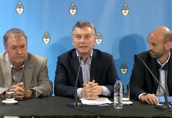 Macri: “Los impuestos nos están matando” 