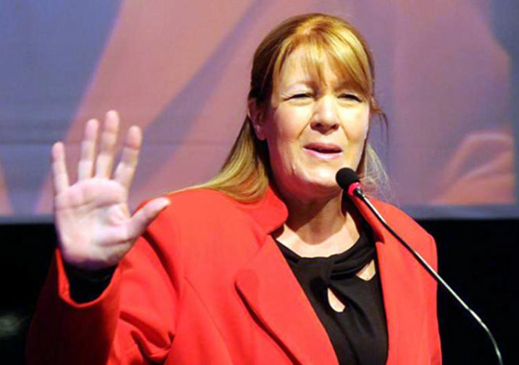 Stolbizer: “Se viene una flexibilización laboral” 