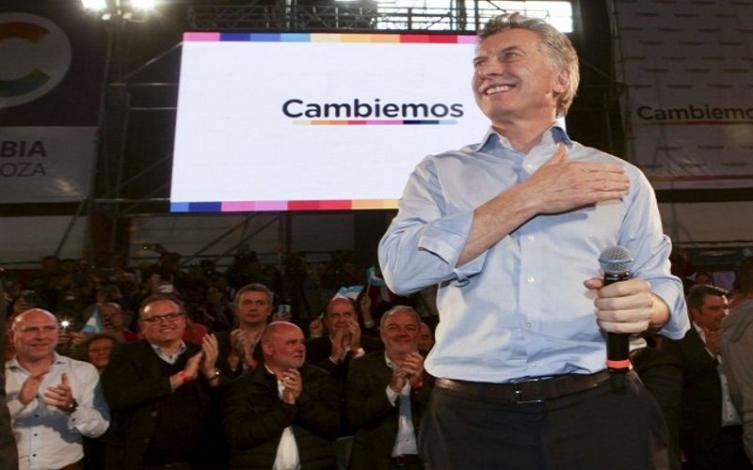 Macri prometió “echar a patadas” a los narcos