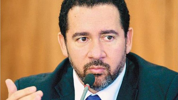 Brasil piensa en un ajuste adicional del 5 % del PBI