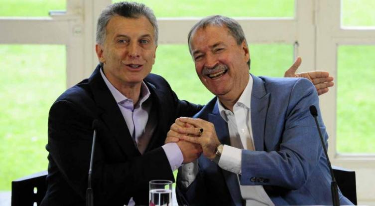 Gobernador cordobés dijo que “Macri agrandó la grieta” 