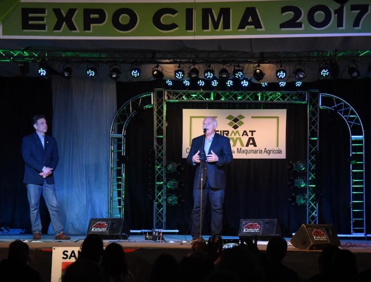 Se desarrolló en Firmat la Expo Cima 2017