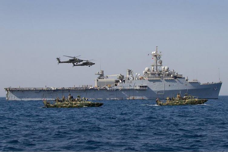 Argentina compraría un barco “ideal para invadir” Malvinas