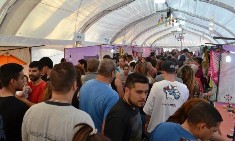 Artesanos de todo el país se congregan en Santo Tomé