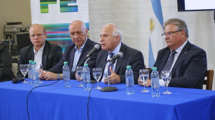 Histórica inversión provincial en electrificación rural