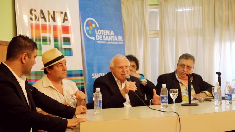 Los Palmeras junto a la Filarmónica de Santa Fe