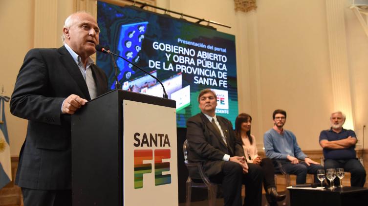 El gobernador presentó el Portal Gobierno Abierto