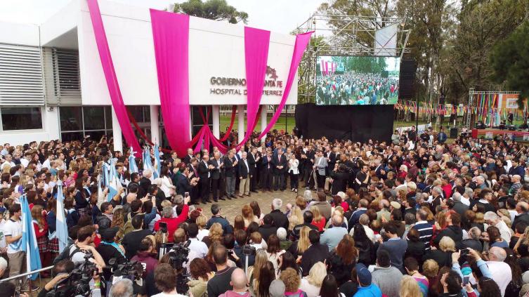 Lifschitz inauguró el hospital público más moderno de Argentina