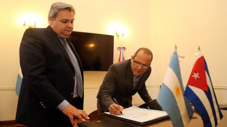 Santa Fe y Cuba van por más acuerdos bilaterales