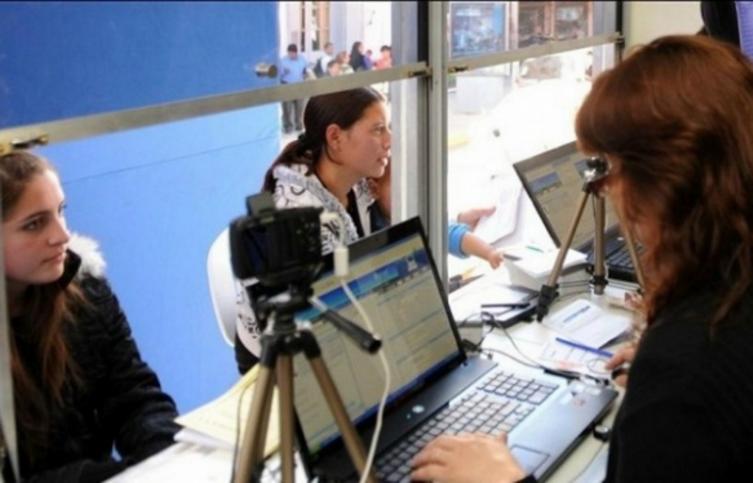 El empleo público nacional bajó este año