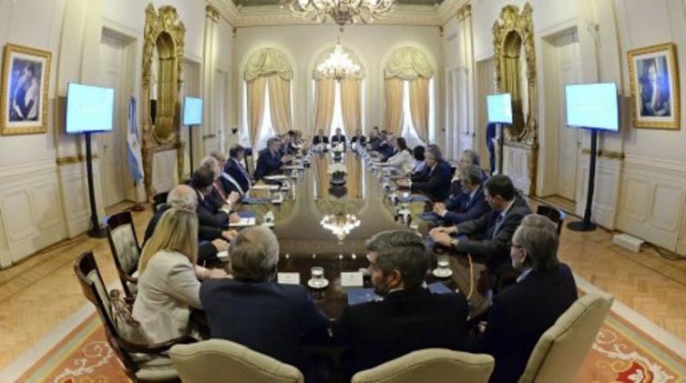 Lifschitz: “Macri pidió un esfuerzo para reducir el déficit fiscal” 