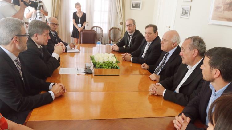 La OIT ya tiene la nueva agenda de trabajo de Santa Fe