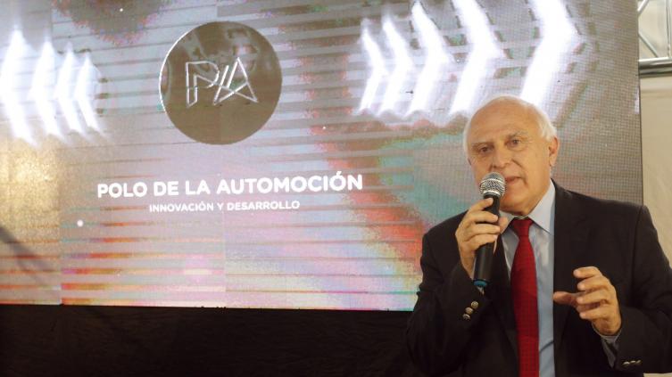 Impulsan el desarrollo de vehículos propulsados por energías renovables