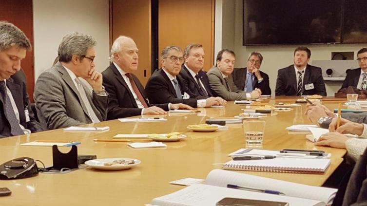 USD 300 millones para financiar la obra pública en municipios