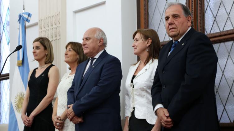 Asumieron los nuevos ministros del gabinete de Lifschitz 