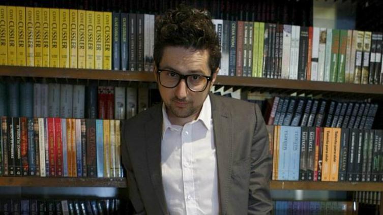 Patricio Pron ganó el Premio Alcides Greca 2017