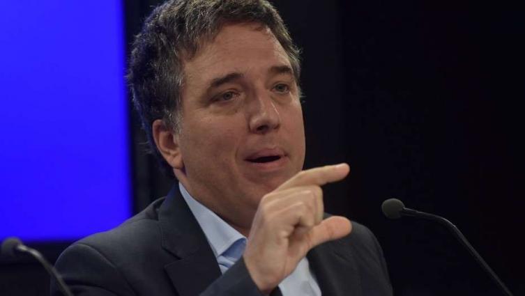 El Gobierno pone un techo del 16,6 % para las paritarias