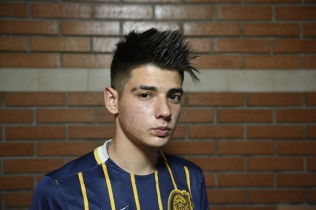 Le impidieron graduarse por su corte de pelo