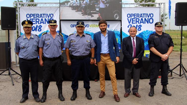 Más de mil policías custodiarán a los veraneantes en Santa Fe