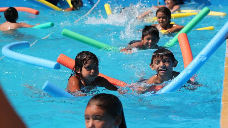75.000 chicos disfrutan de las colonias de vacaciones