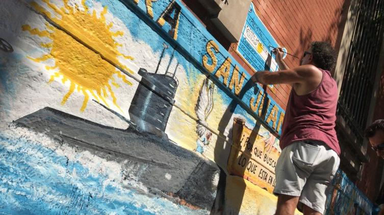 Pintan un mural por los 44 tripulantes del ARA San Juan