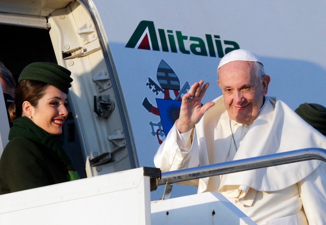 “Cálidos saludos” del Papa a Macri