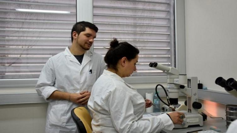 Primer remedio producido en Argentina para tratar el VIH