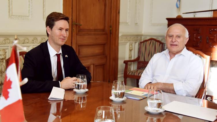 Santa Fe y Canadá con más perspectivas de cooperación