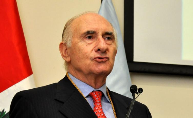 De la Rúa no pagará el Impuesto a las Ganancias 