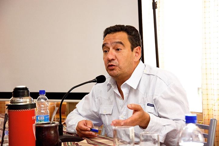 Los municipales desafían a todos: van por un 40 % de aumento