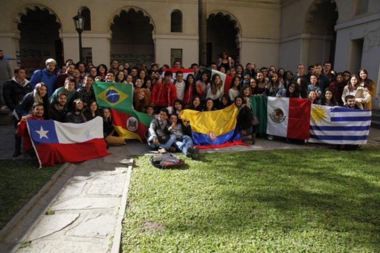 Más de 100 estudiantes del exterior cursarán en la UNL