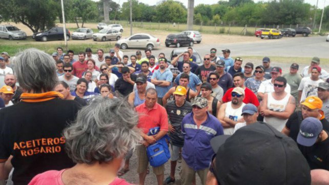 Aceiteros paran por tiempo indeterminado: “A matar o morir” 