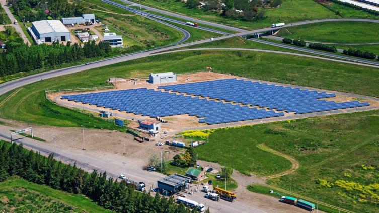 Lifschitz inauguró el primer parque de energía solar de Santa Fe