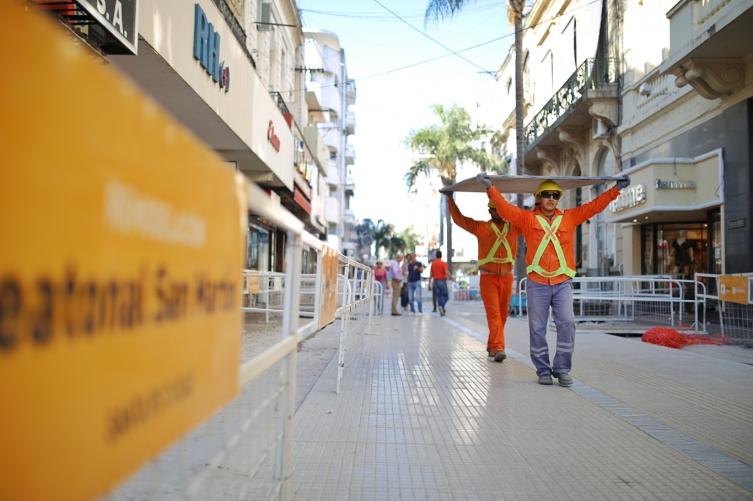 Remodelan la peatonal santafesina