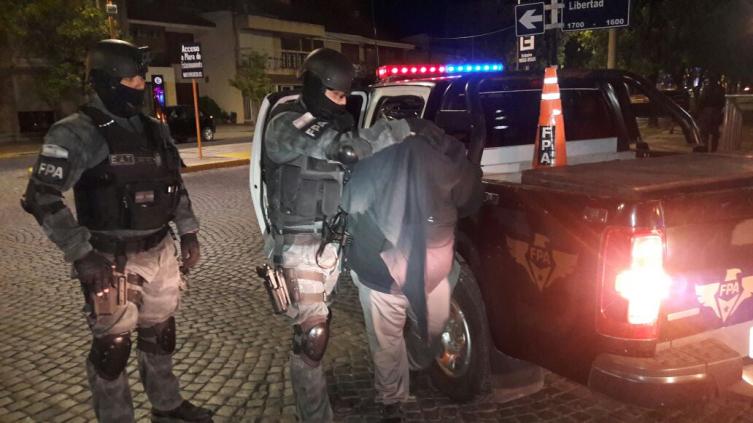 Arrestan a dirigente deportivo que repartía droga 