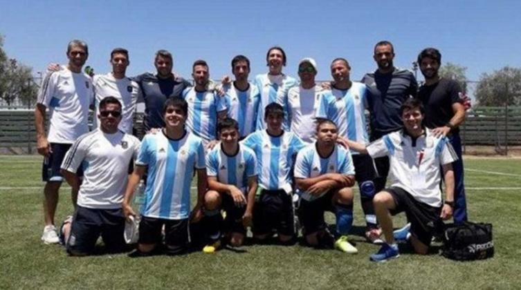 Sancionan a un jugador de Los Murciélagos por pedirle ayuda a Macri